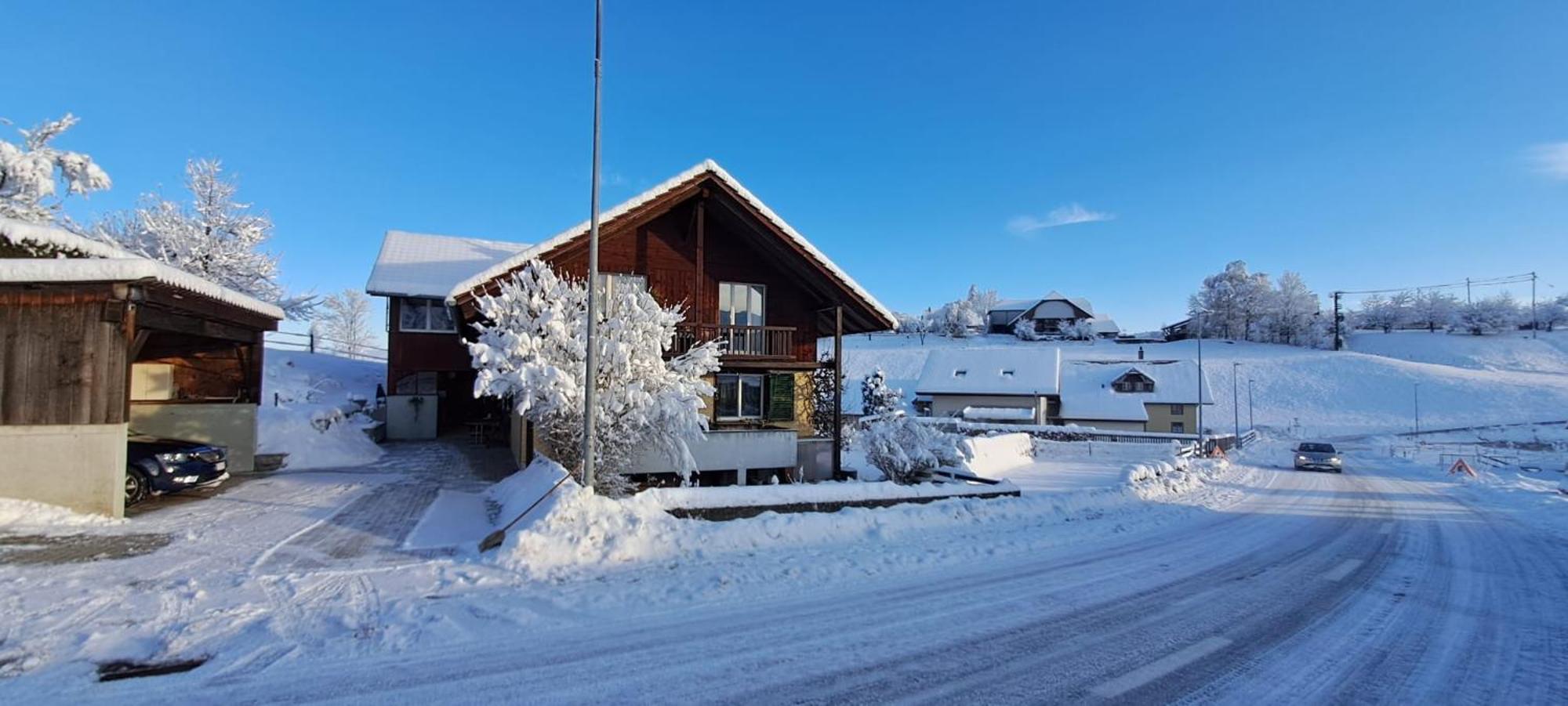 Naturnahe Familienwohnung Ruschegg Esterno foto